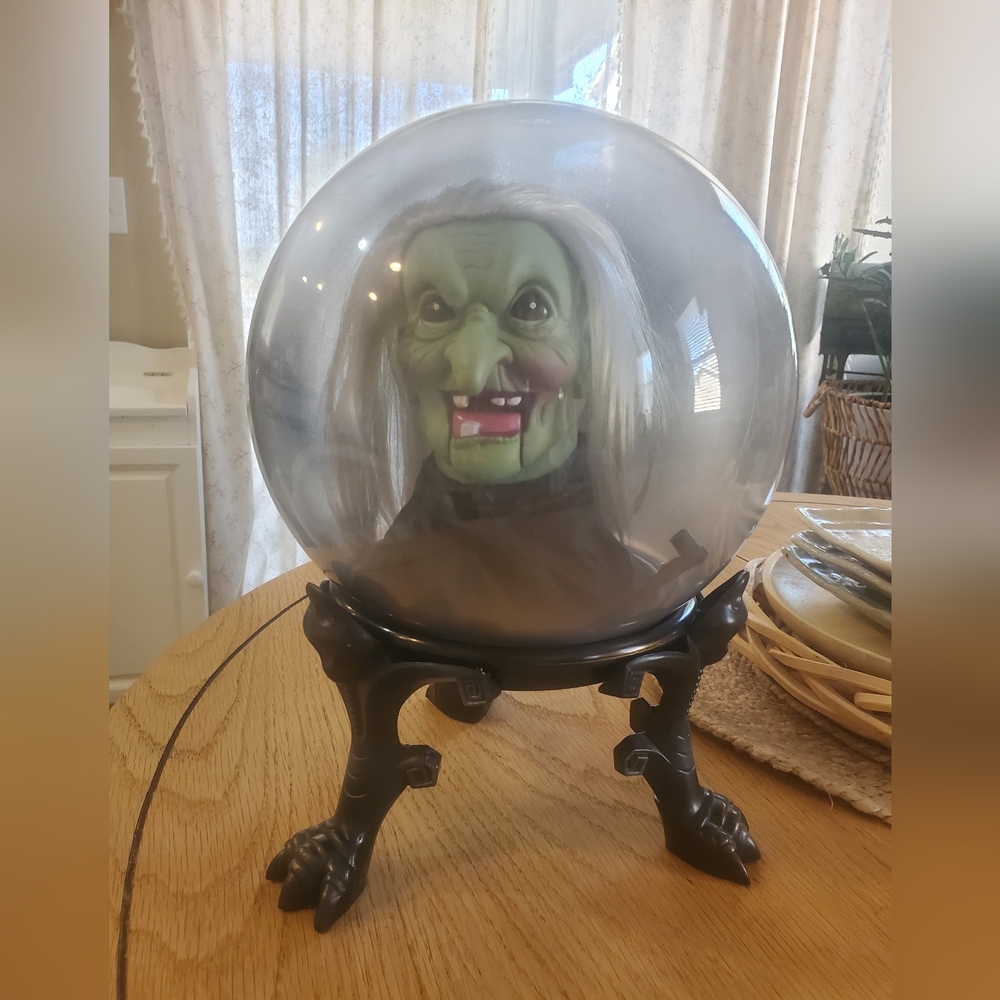 Halloween Witch Prop Head Ball